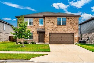 7904 Schooner Dr. in Fort Worth, TX - Building Photo