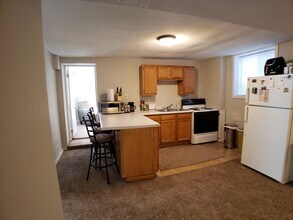 410 Sherman Street, Unit Basement Unit in North Mankato, MN - Building Photo - Building Photo