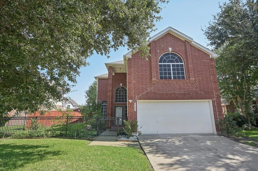 9447 Abbey Rd, Unit 819-16 in Irving, TX - Building Photo