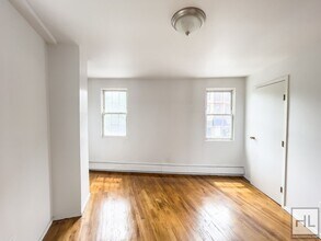 1001 Fulton St in Brooklyn, NY - Building Photo - Building Photo