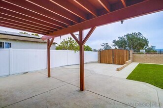 1731 Tremaine Way in San Diego, CA - Building Photo - Building Photo
