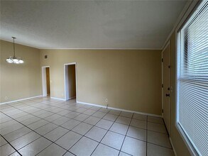 359 Chaucer Ct in Lake Mary, FL - Building Photo - Building Photo