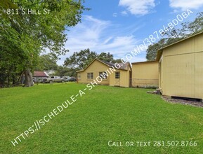 811 S Hill St in Alvin, TX - Building Photo - Building Photo