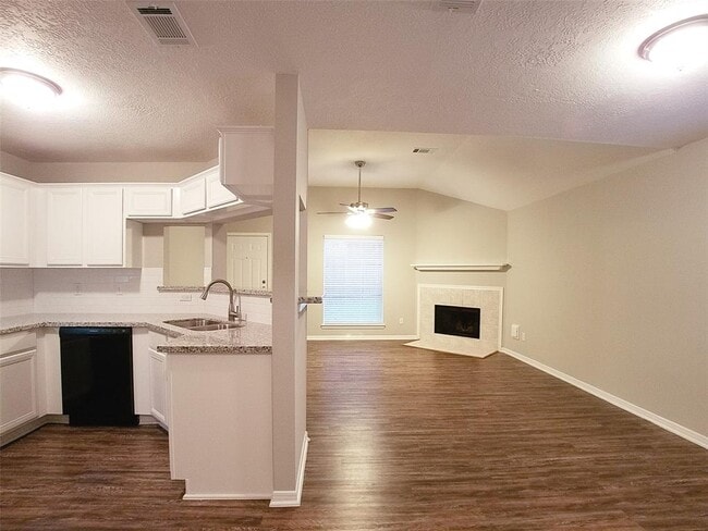 12426 Westwold Dr in Tomball, TX - Building Photo - Building Photo