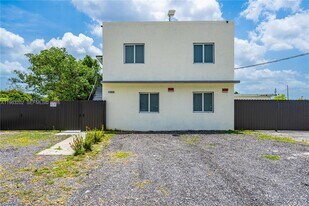 21845 Goulds Ave in Miami, FL - Building Photo