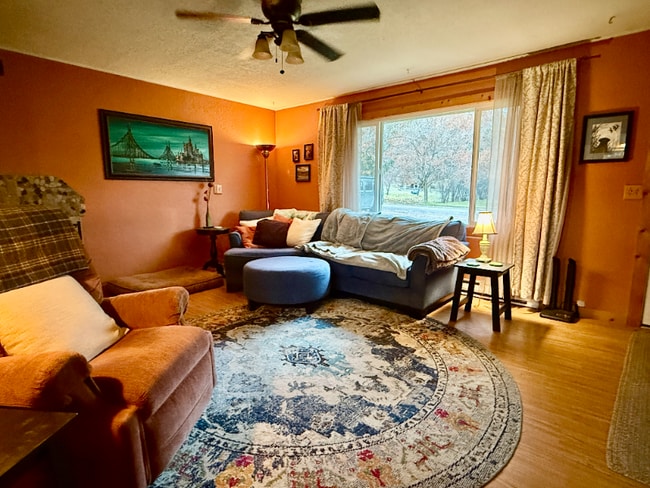 328 Cougar Trail in Whitefish, MT - Building Photo - Building Photo