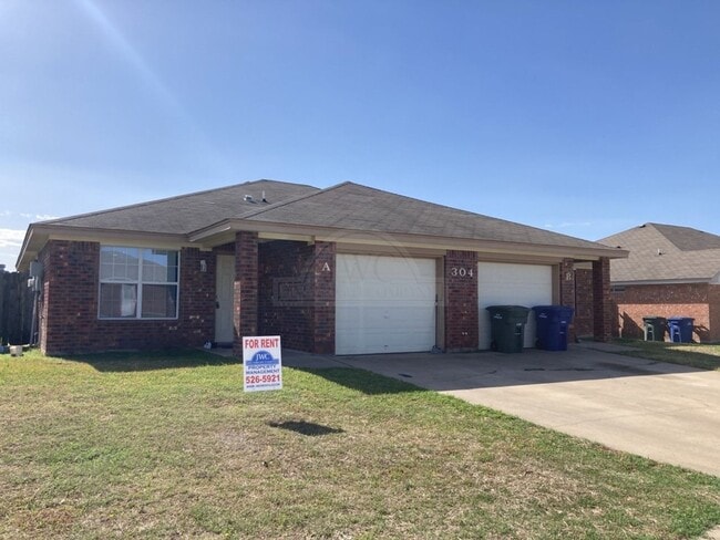 304 Primrose in Copperas Cove, TX - Building Photo - Building Photo