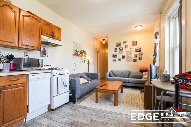 30 Reedsdale St, Unit 3