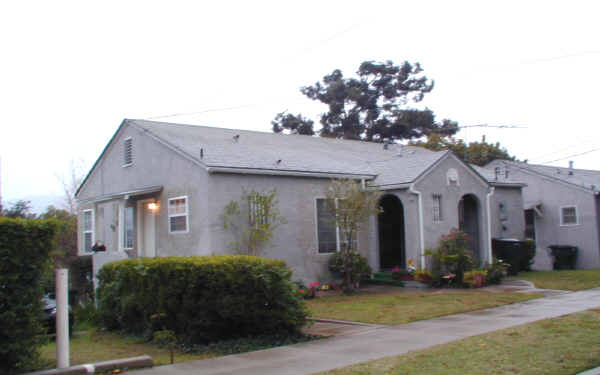 630 E Virginia Ter in Santa Paula, CA - Building Photo - Building Photo