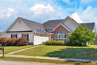 268 Scarlett Ln in Richmond Hill, GA - Building Photo - Building Photo