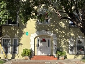 1109 Laguna in Los Angeles, CA - Building Photo - Building Photo