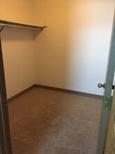 311 W Front St, Unit B in Findlay, OH - Building Photo - Building Photo