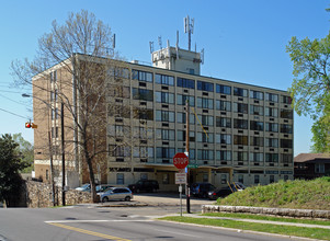 University Towers Condominiums in Knoxville, TN - Building Photo - Building Photo