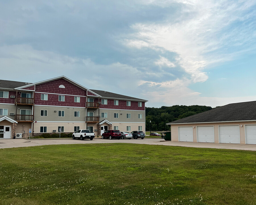 Ashley Estates in Jackson, MN - Foto de edificio