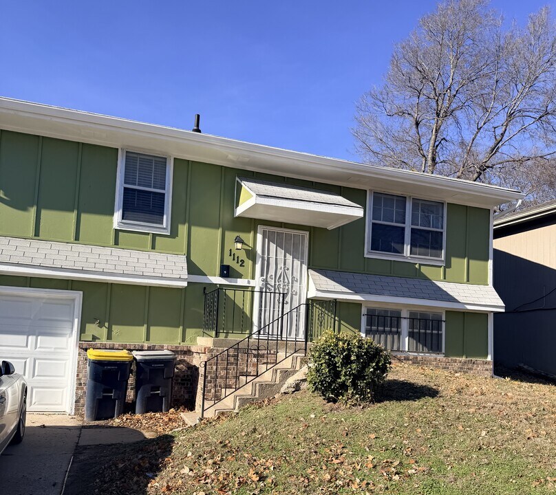 1112 Olive St in Kansas City, MO - Building Photo