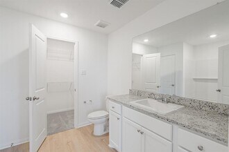 104 Paria Ct in Jarrell, TX - Building Photo - Building Photo