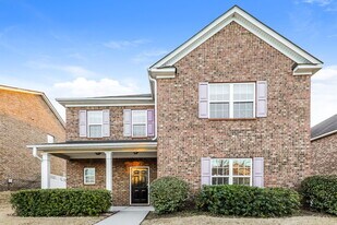 705 Armitage Way in Stockbridge, GA - Building Photo