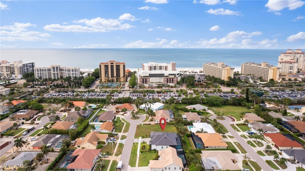 930 Sycamore Ct in Marco Island, FL - Building Photo