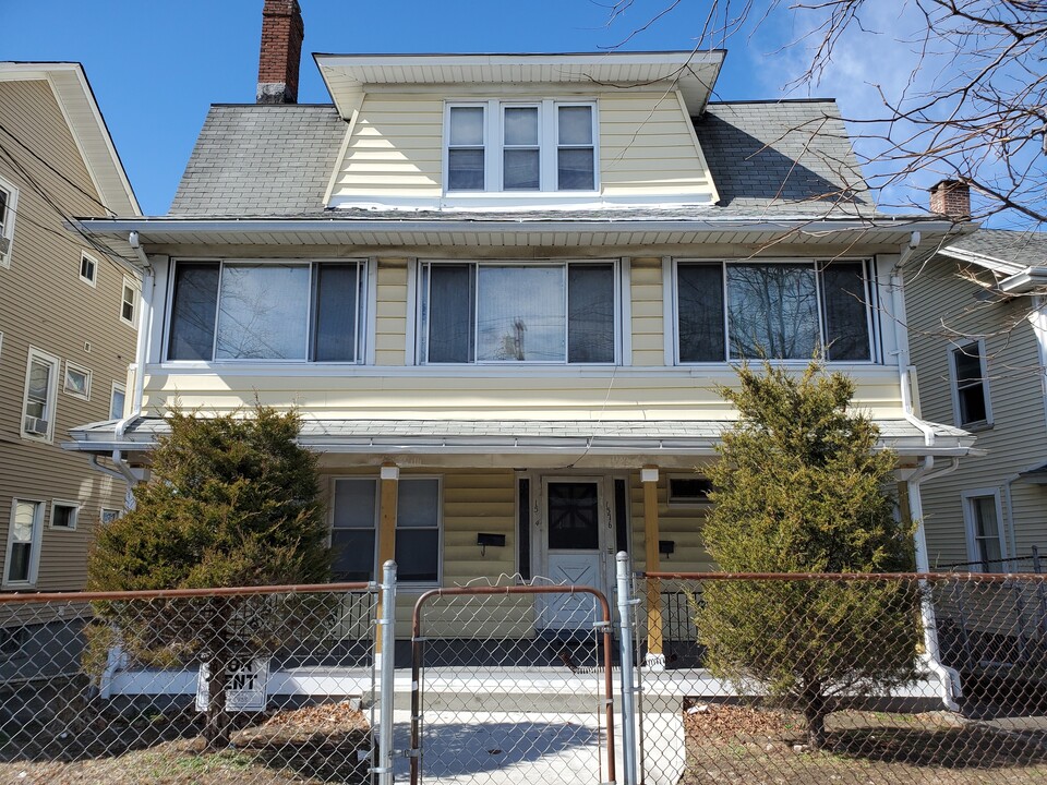 1574 North Ave in Bridgeport, CT - Building Photo