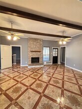 10006 Hibernia Dr in Houston, TX - Building Photo - Building Photo