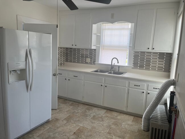 66 Cisco St, Unit 2, Unit 2