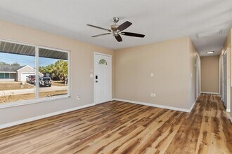 18019 Avonsdale Cir in Port Charlotte, FL - Building Photo - Building Photo