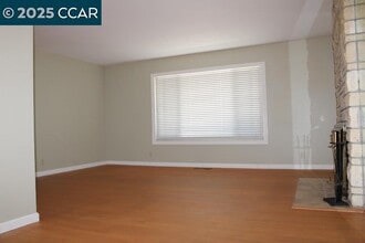 2710 Doidge Ave in Pinole, CA - Building Photo - Building Photo