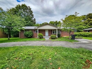 412 Wedgewood St in Cookeville, TN - Building Photo - Building Photo