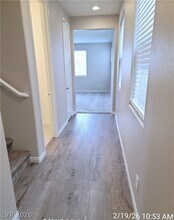 10122 Ashford Ml Ct in Las Vegas, NV - Building Photo - Building Photo