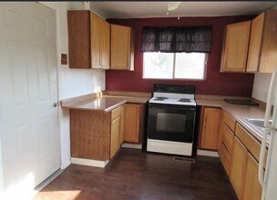 810 Main St in Dove Creek, CO - Building Photo - Building Photo