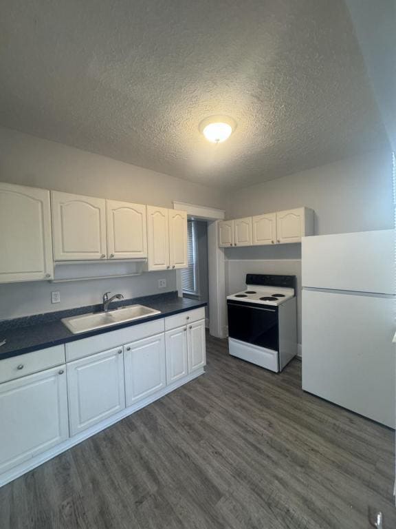 property at 320 Delmar Ave