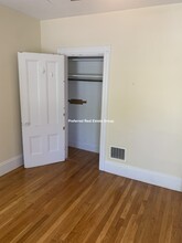 234 Cypress St, Unit 2 in Brookline, MA - Building Photo - Building Photo