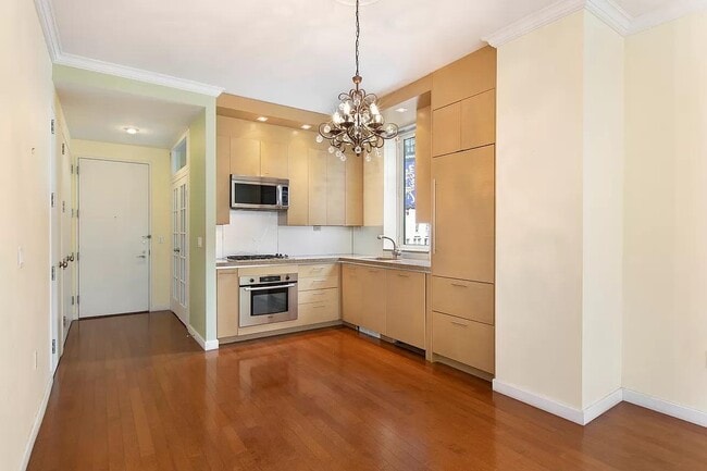 property at 1600 Broadway