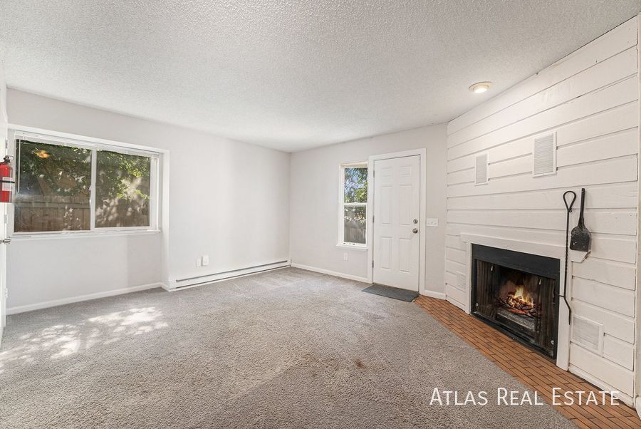 347 Colony Pl in Longmont, CO - Foto de edificio