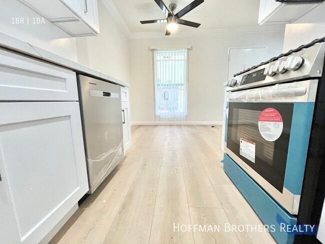 property at 6153 Fountain Ave