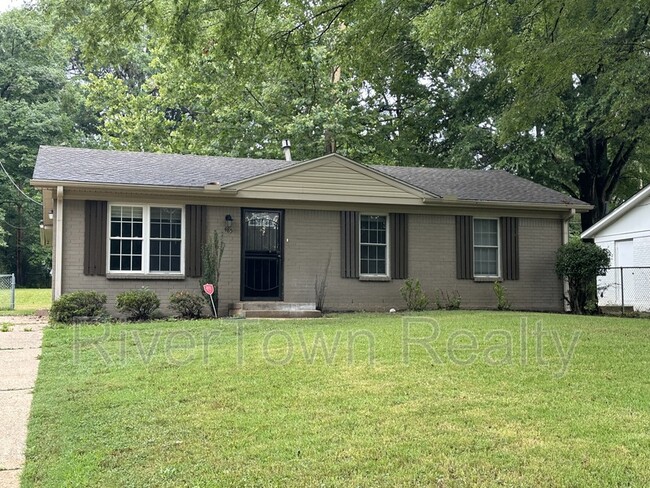 property at 485 Quinn Rd