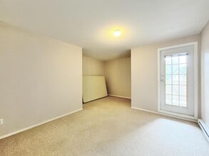 15355-15355 26 Ave in Surrey, BC - Building Photo - Building Photo