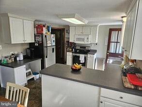 3026 Crescent Ave in Lafayette Hill, PA - Building Photo - Building Photo