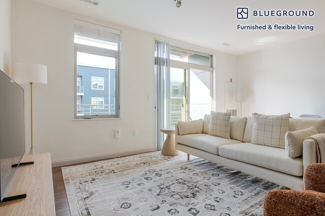 36 River St