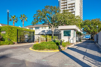 Dockside in Charleston, SC - Building Photo - Building Photo