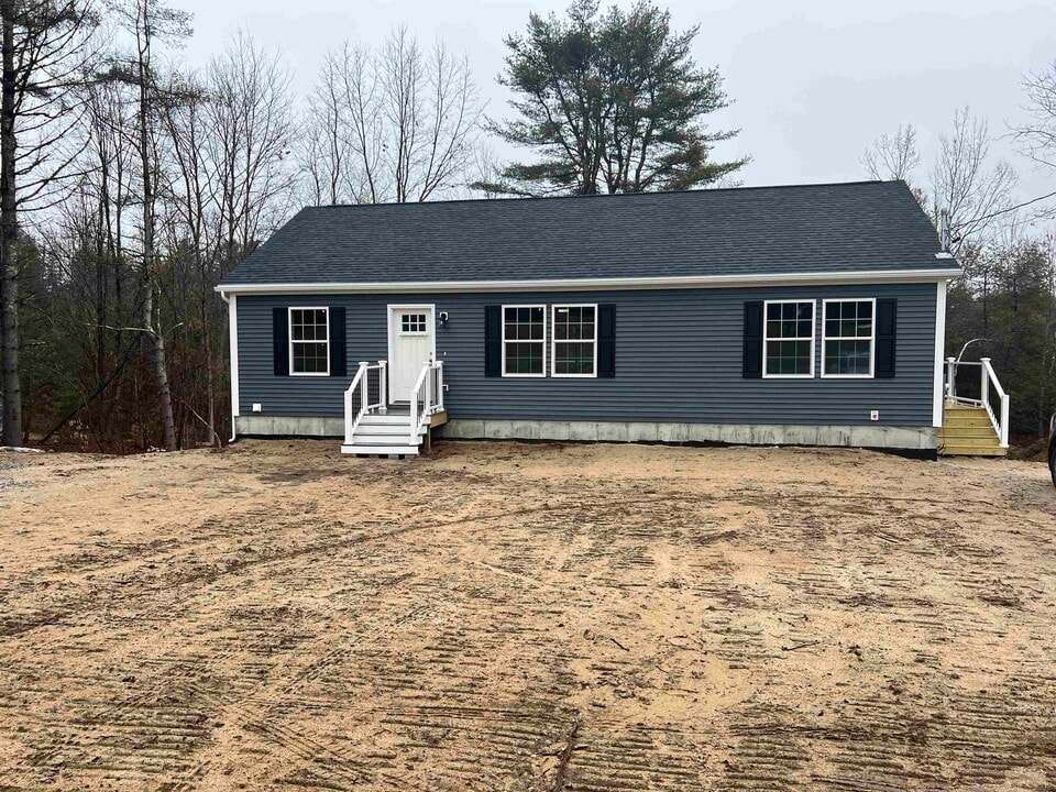 1159 Sokokis Trail in Waterboro, ME - Building Photo