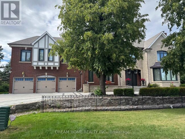 property at 2 Cortina Ct