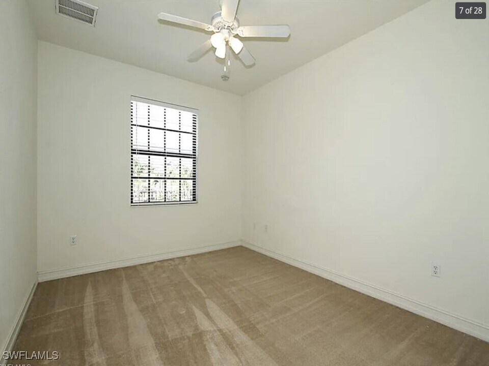 8349 Delicia St in Ft. Myers, FL - Building Photo