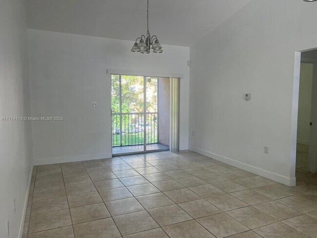2246 SW 81st Ave in Miramar, FL - Building Photo - Building Photo