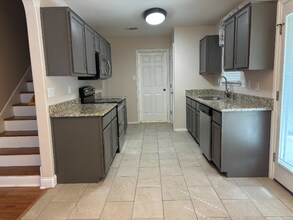 369 Tanager Dr in New Braunfels, TX - Building Photo - Building Photo