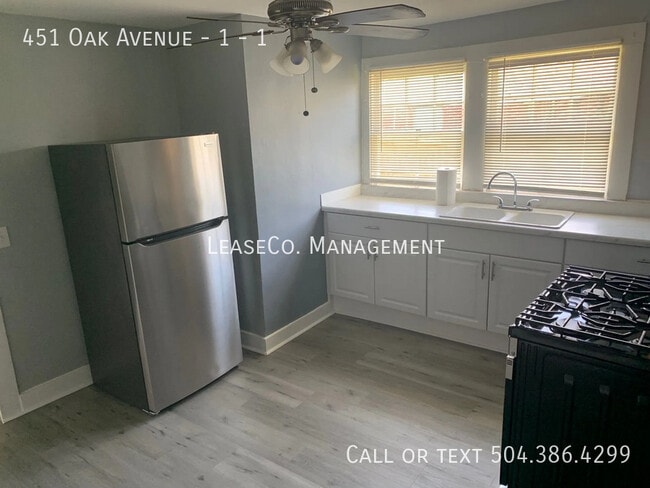 451 Oak Ave in Harahan, LA - Building Photo - Building Photo