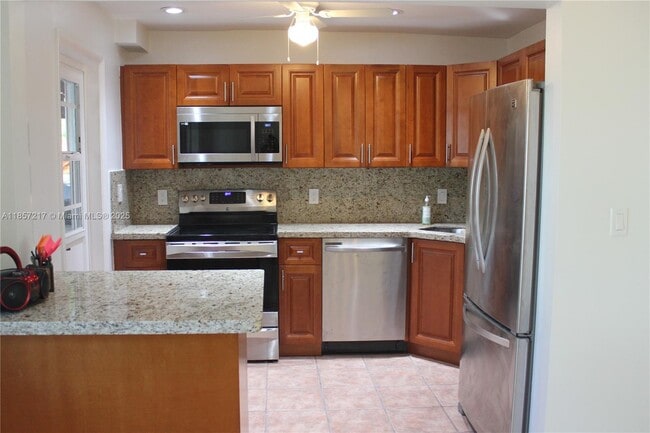 8958 Collins Ave in Surfside, FL - Building Photo - Building Photo