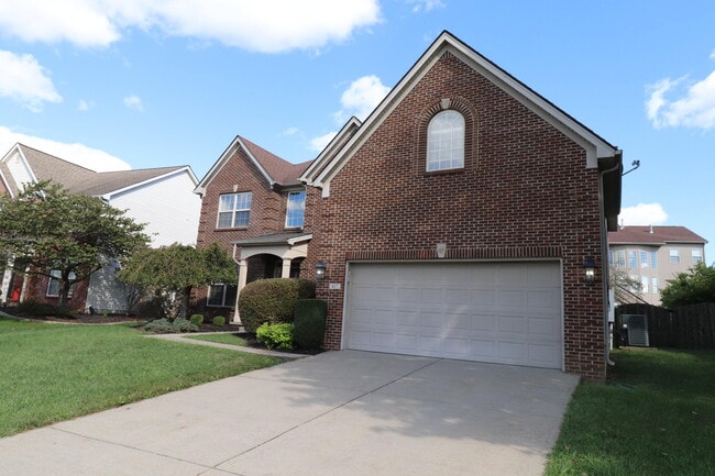417 Courchelle Dr in Nicholasville, KY - Building Photo - Building Photo