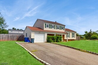 284 Westfield Ave in Piscataway, NJ - Building Photo - Building Photo