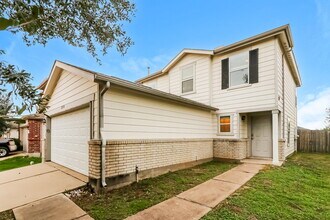 20710 Tayman Oaks Dr in Cypress, TX - Foto de edificio - Building Photo